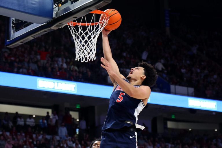 Arizona defeated Alabama by 21 as freshman guard Brayden Burries goes off in a breakout performance.